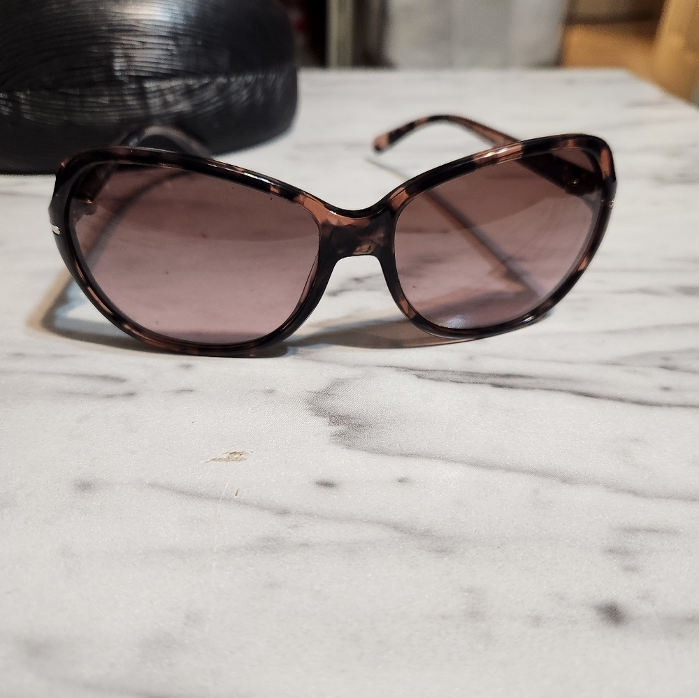 Tory Burch Sunglasses 100% Authentic
